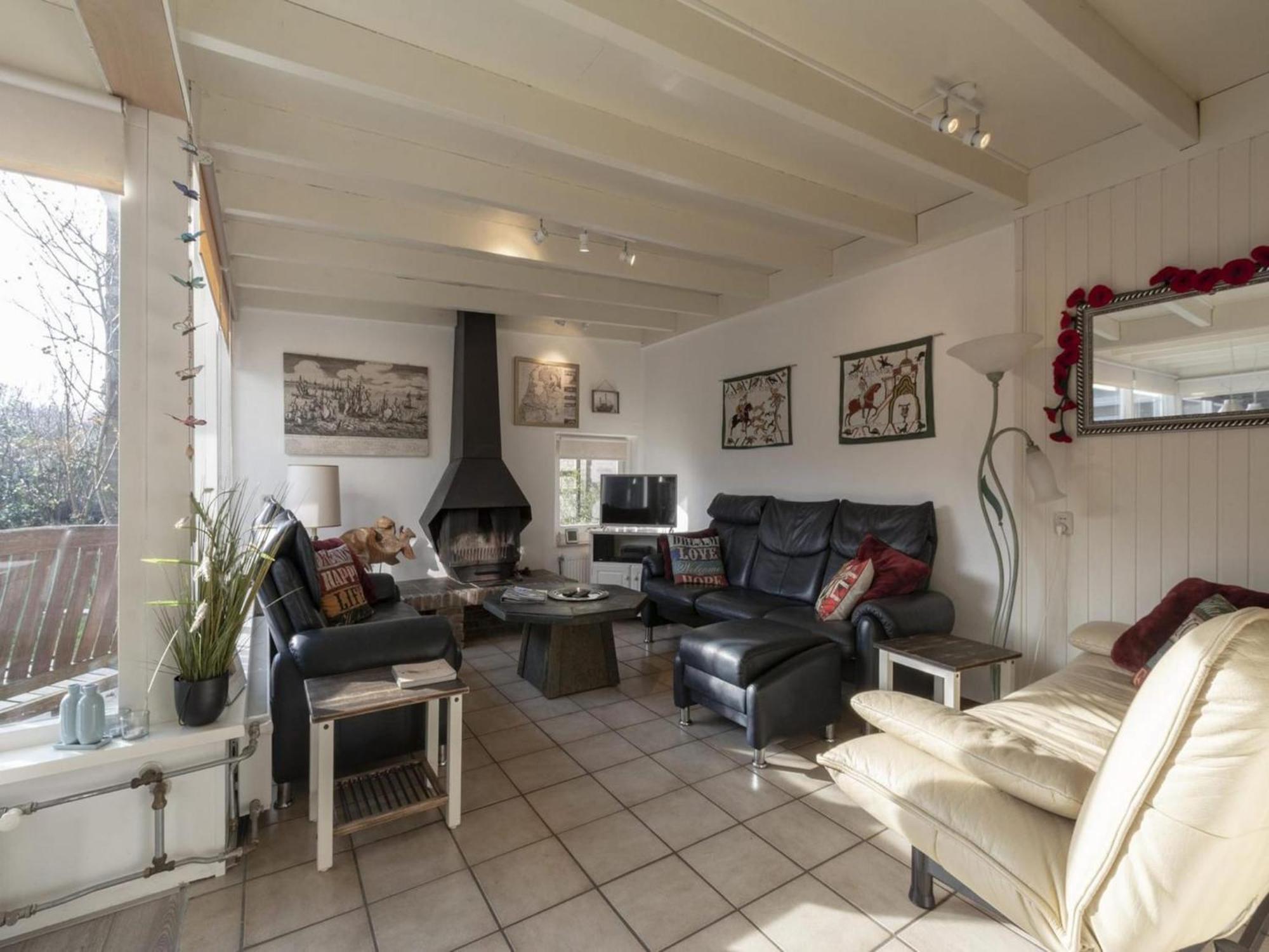 Stylish Bungalow With A Large Garden Sint Maartensvlotbrug 外观 照片