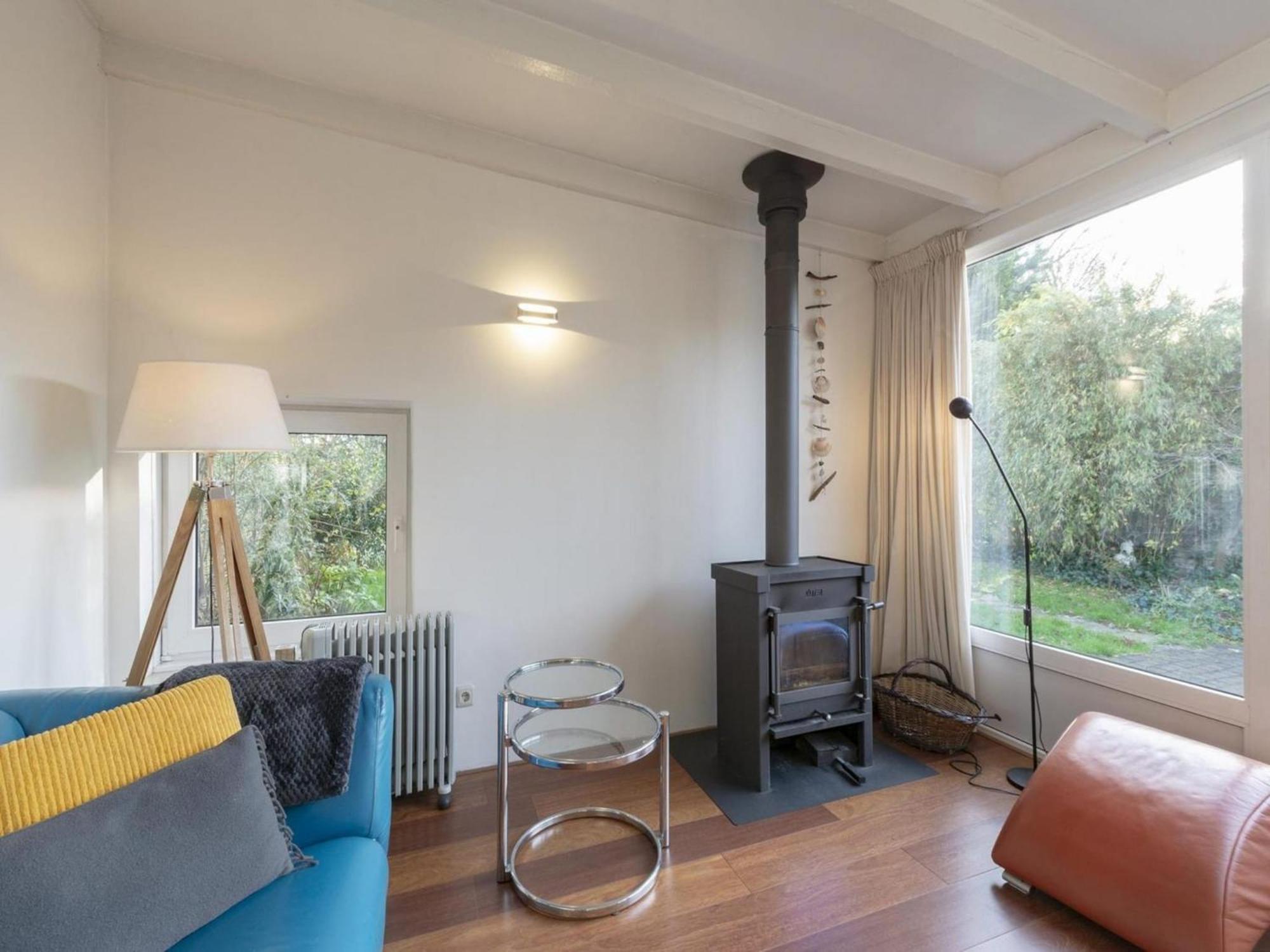 Stylish Bungalow With A Large Garden Sint Maartensvlotbrug 外观 照片