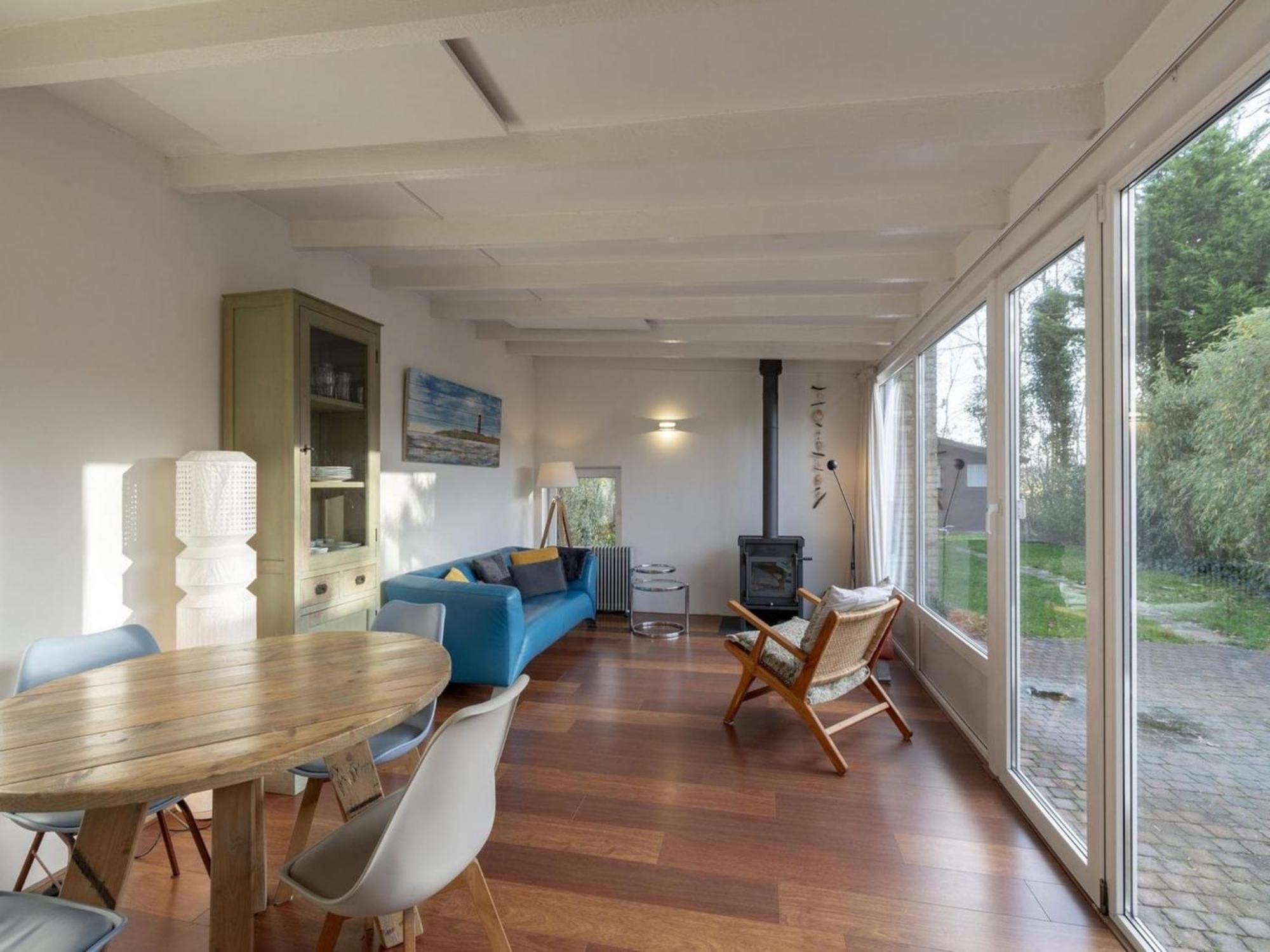 Stylish Bungalow With A Large Garden Sint Maartensvlotbrug 外观 照片