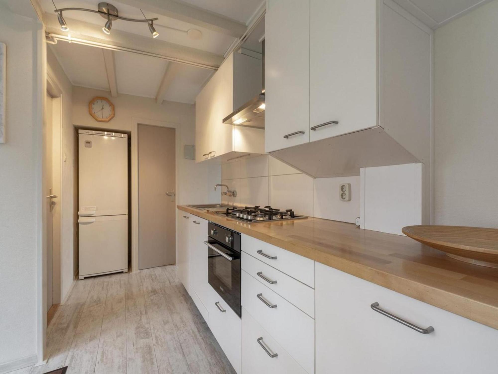 Stylish Bungalow With A Large Garden Sint Maartensvlotbrug 外观 照片