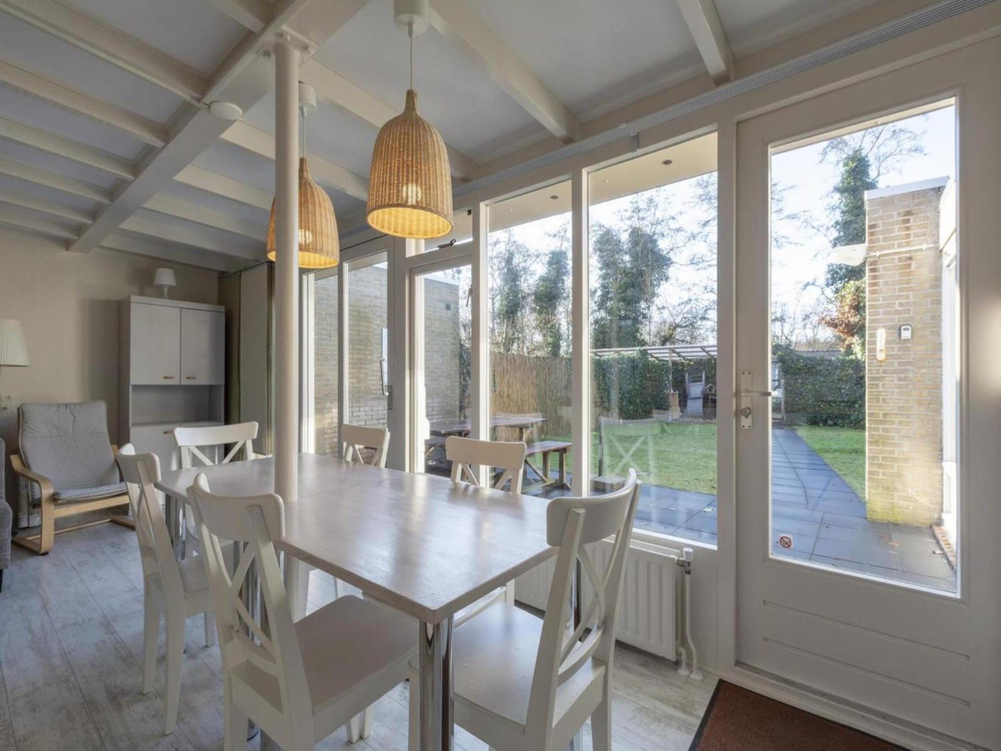 Stylish Bungalow With A Large Garden Sint Maartensvlotbrug 外观 照片